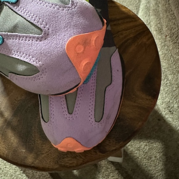 New Balance Gray Sneakers with Yellow and Blue Accents - Picture 4 of 11